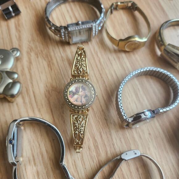 Fossil Geneva Relic Assorted Wristwatch Lot Untested Bands Repair Parts Quartz main image 5